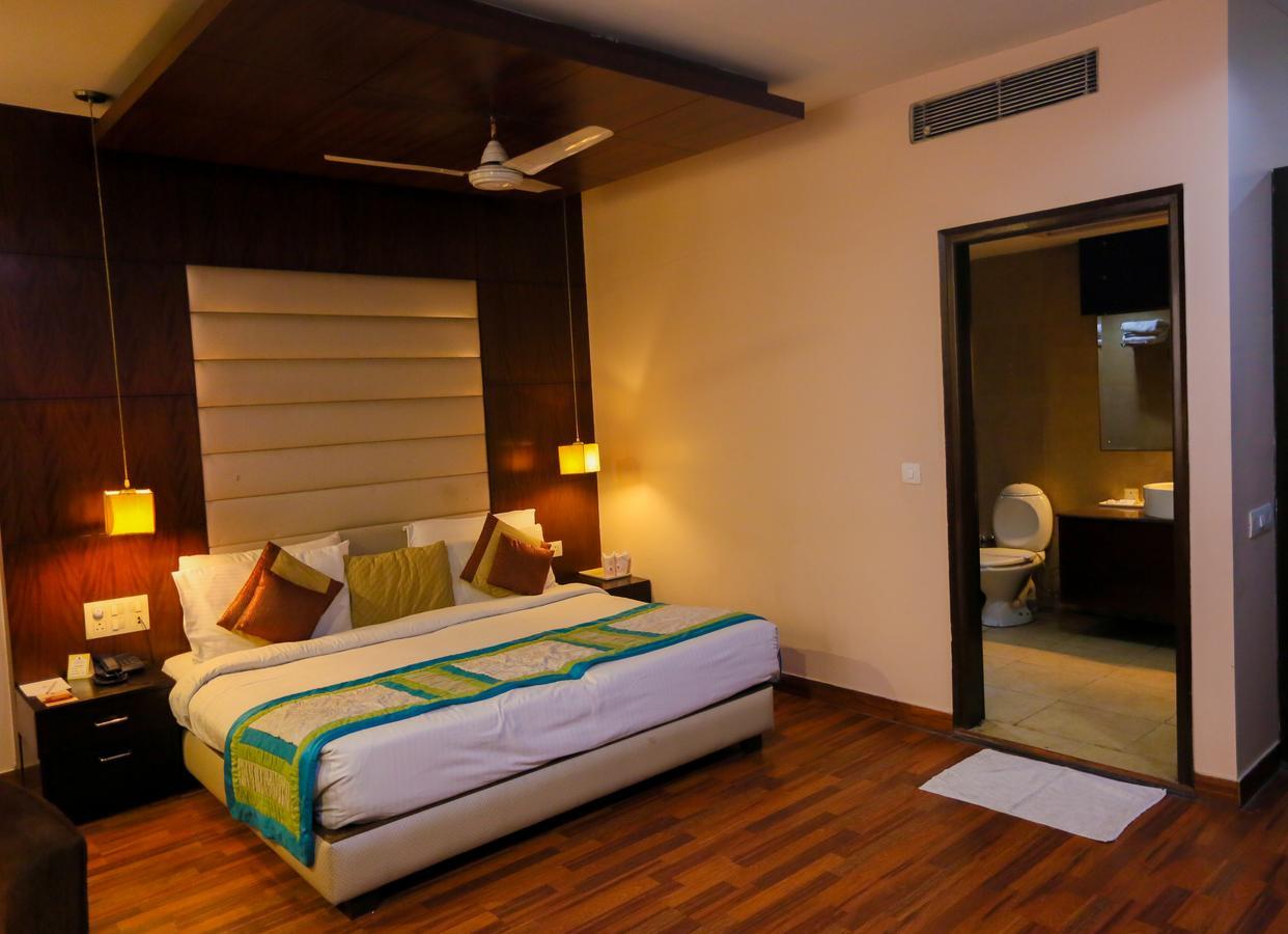 פארידבד Cs Boutique Hotel מראה חיצוני תמונה