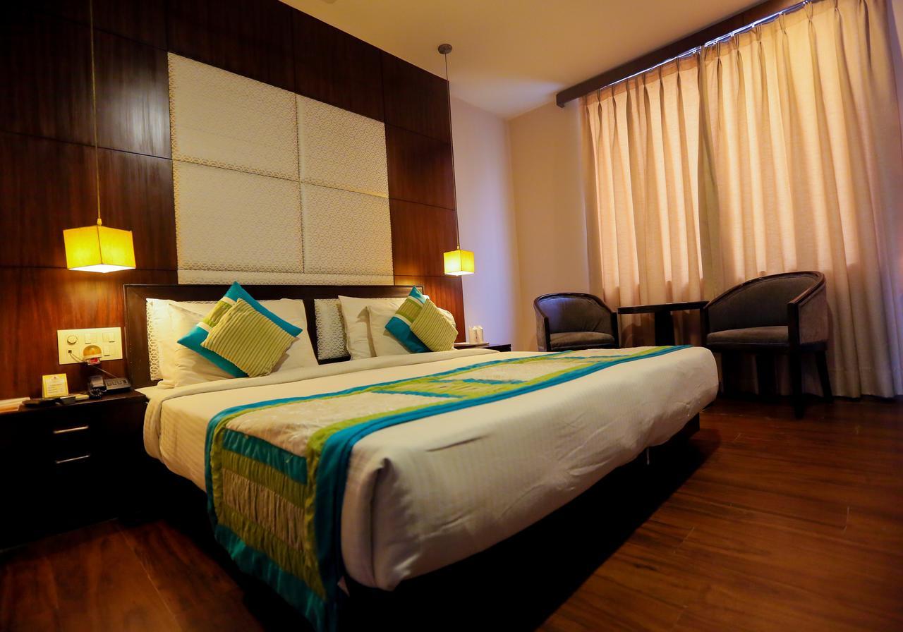 פארידבד Cs Boutique Hotel מראה חיצוני תמונה